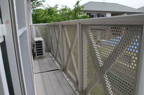 レーベンハイムの(W5.0m×D0.8m)のバルコニーです。