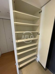 ルクレ阿波座レジデンスのルクレ阿波座レジデンス シューズボックス