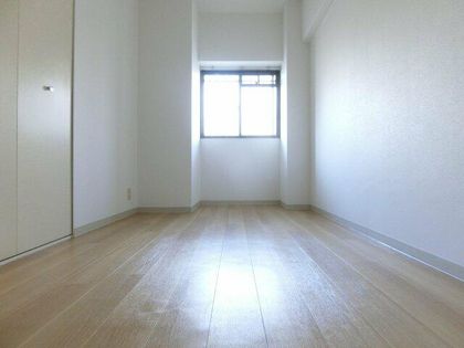 ウエストコートの同マンション別部屋