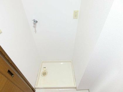 ウエストコートの同マンション別部屋
