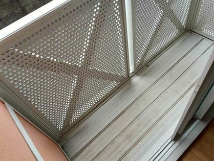 シャトー本町のバルコニーです。