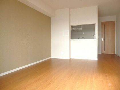 シャーメゾン沢良宜西の画像