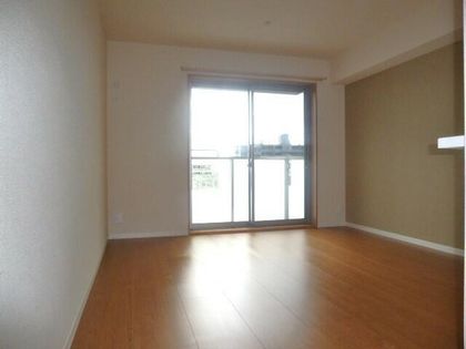 シャーメゾン沢良宜西の画像