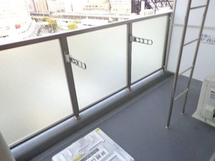 アーバングリーン兵庫ステーションフロントのバルコニー