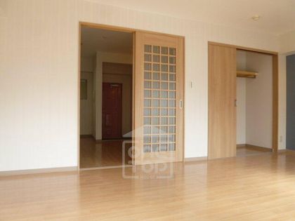 松林マンションの内装