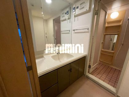 鳥見パークマンション三番街南棟の画像