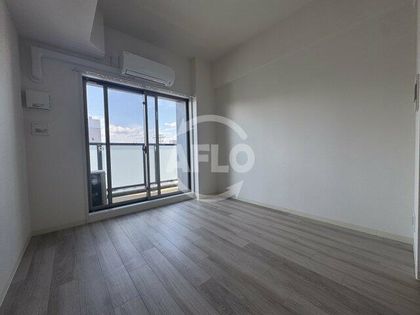 スプランディッド新大阪WESTのスプランディッド新大阪WEST 洋室