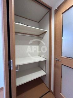 オーキッドレジデンス塚本のオーキッドレジデンス塚本 クローゼット