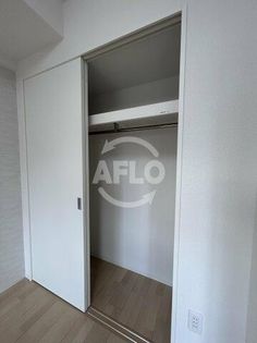 セレニテ新大阪カルムのセレニテ新大阪カルム クローゼット