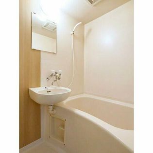 グローリー平尾の画像