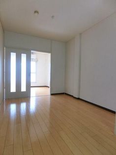 関山ビルの画像