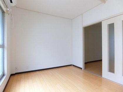 関山ビルの画像