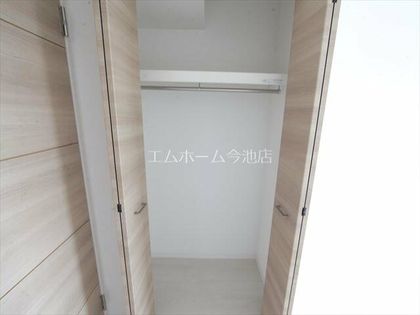オークスクエア吹上のクローゼット(収納充実しています)