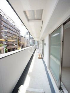 ミラージュパレス上本町のミラージュパレス上本町 バルコニー