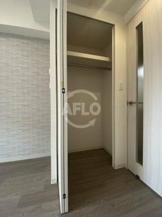 プレサンスDOMECITYコレーレのプレサンスDOMECITYコレーレ クローゼット