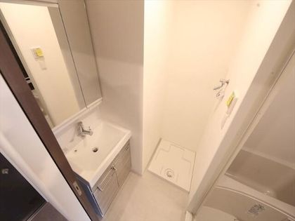 パルティール金山の脱衣所 独立洗面台(シャンプードレッサー付)収納スペース有