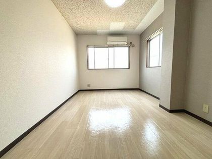 ファミリーハイツの画像