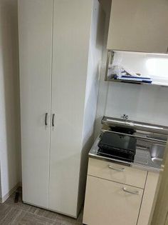 全国ビルニューオリンピアのワードローブ