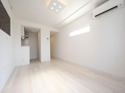 洋室9.9帖 クローゼット付(収納充実してます)