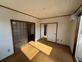 オアシスヤマナの画像