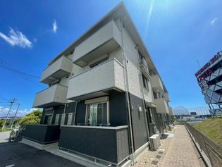 クローバー富士1号館の画像