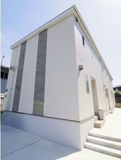 愛知県名古屋市名東区西里町5丁目の賃貸テラスハウスの画像