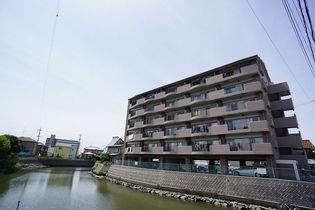 フェリス南平の画像