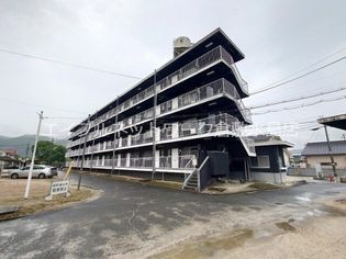 岡山県倉敷市真備町川辺の賃貸マンションの画像