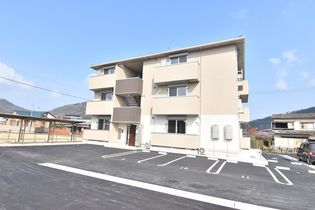 ユニヴェールII A棟の画像