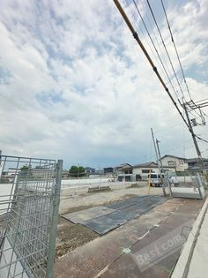 エヌ プラスの画像