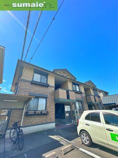 パインズコートの画像