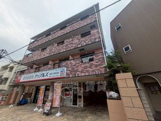 リーフジャルダン総持寺駅前の画像