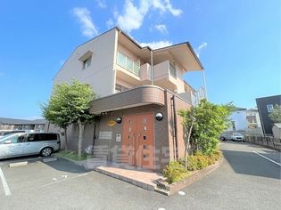 リジェール菅原の画像