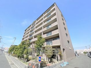 ラポール山賀の画像