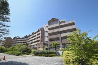 ローレルスクエア登美ヶ丘第1期10番館の画像
