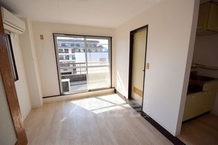 ファミリーハイツの画像