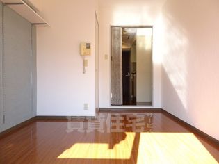 ドミトリーインテリジェンスの画像