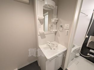 CRASTINE遠里小野の画像