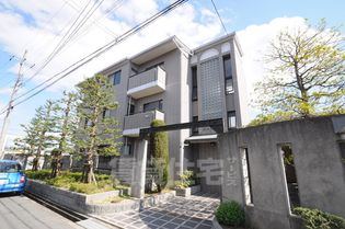 ランスロット・ファミ−ルの画像