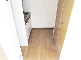 三和建設中山寺ビルの内装は落ち着いています