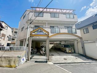 UJビルの画像