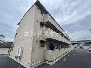 グランディーオの画像