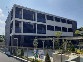 シャルモン深野 Eastの画像