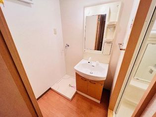 洗髪洗面化粧台