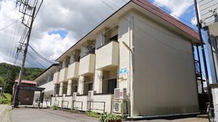 山梨県都留市田原3丁目の賃貸アパートの画像