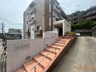 AZALEE UEZONOの画像