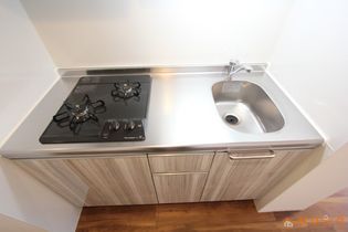 LUORE浄心のキッチン