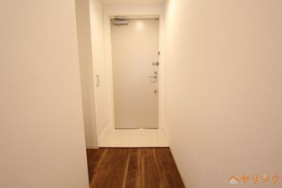 LUORE浄心の玄関