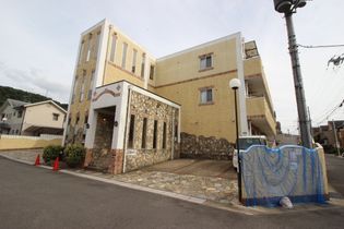 京都府京都市伏見区日野野色町の賃貸マンションの画像