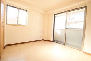 ツインクレスト童夢Ⅰの【洋室6帖】★二面採光の明るいお部屋★